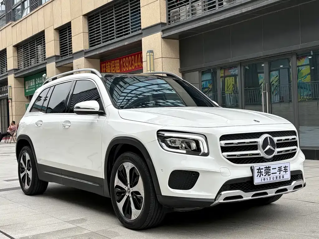 Mercedes-Benz GLB — фото 9