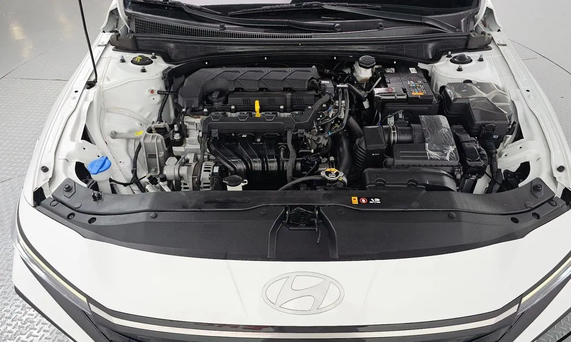 Hyundai AVANTE — фото 9