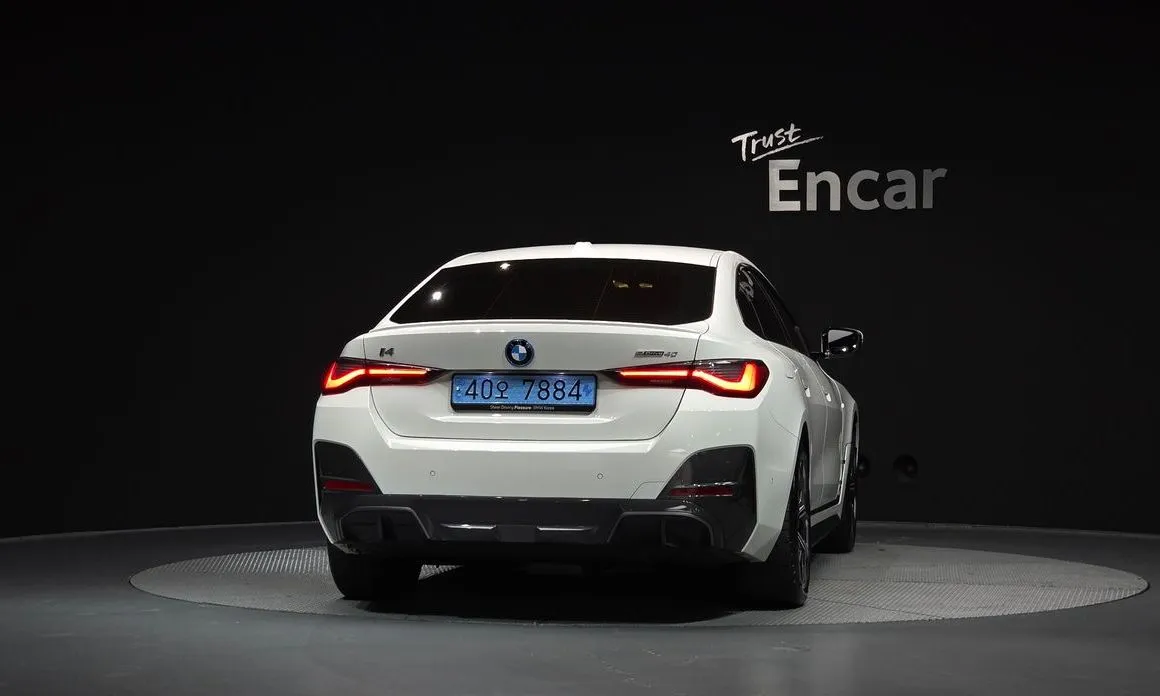 BMW i4 — фото 2