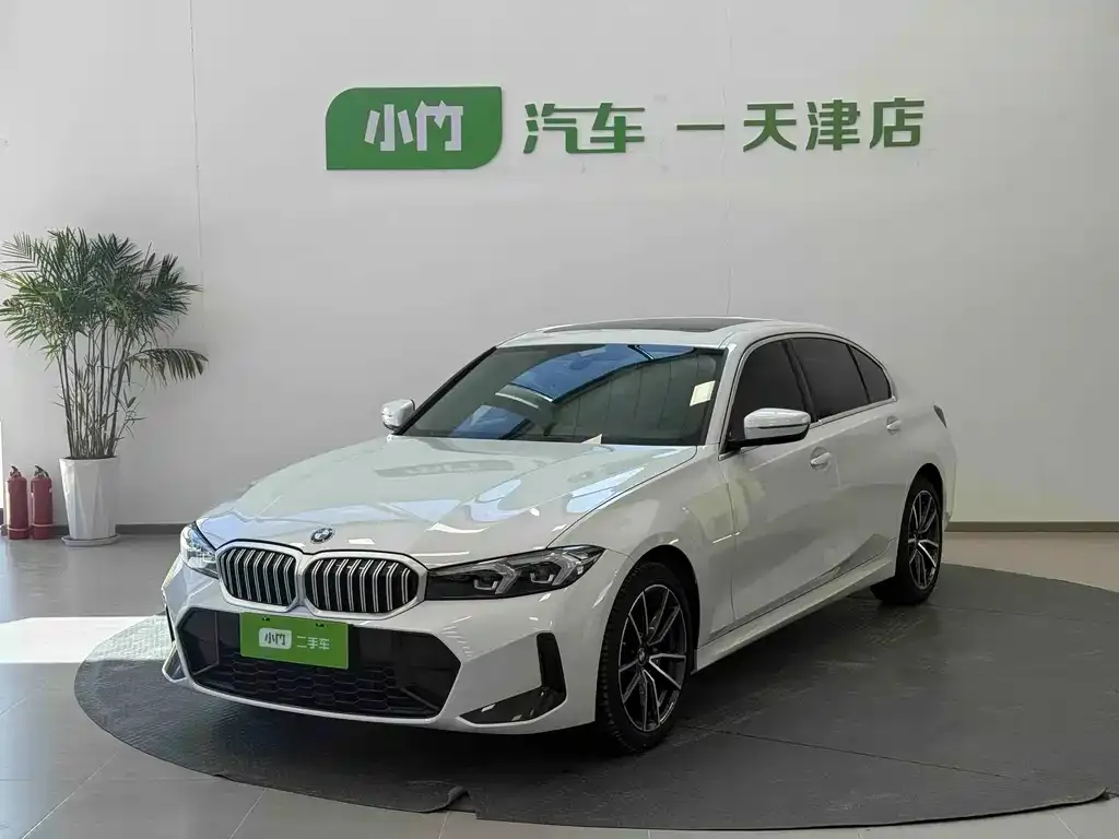 BMW 3 Series — фото 1