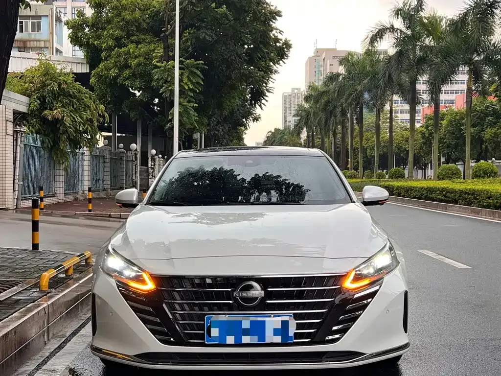 Nissan Teana — фото 9