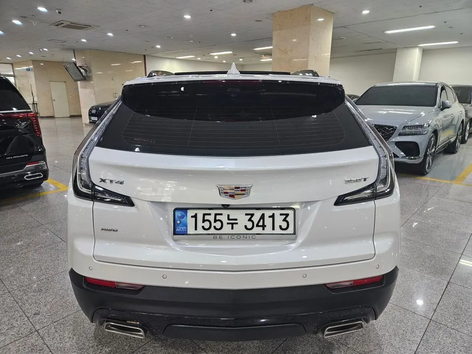 Cadillac XT4 — фото 9