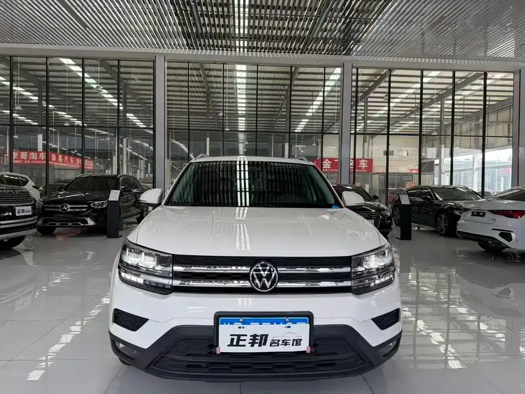 Volkswagen Tharu — фото 1
