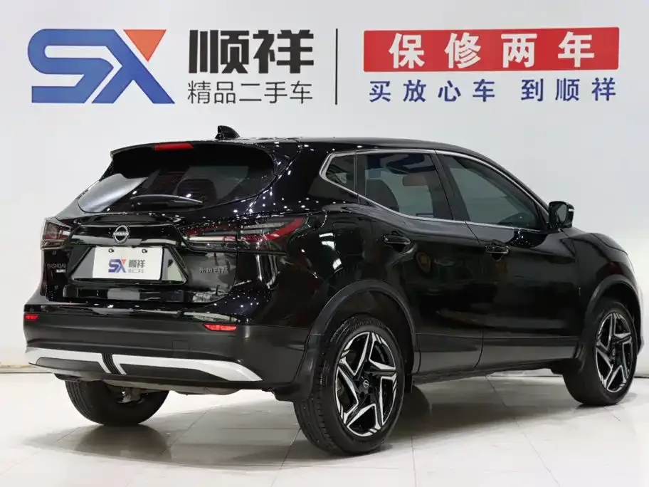Nissan Qashqai — фото 8