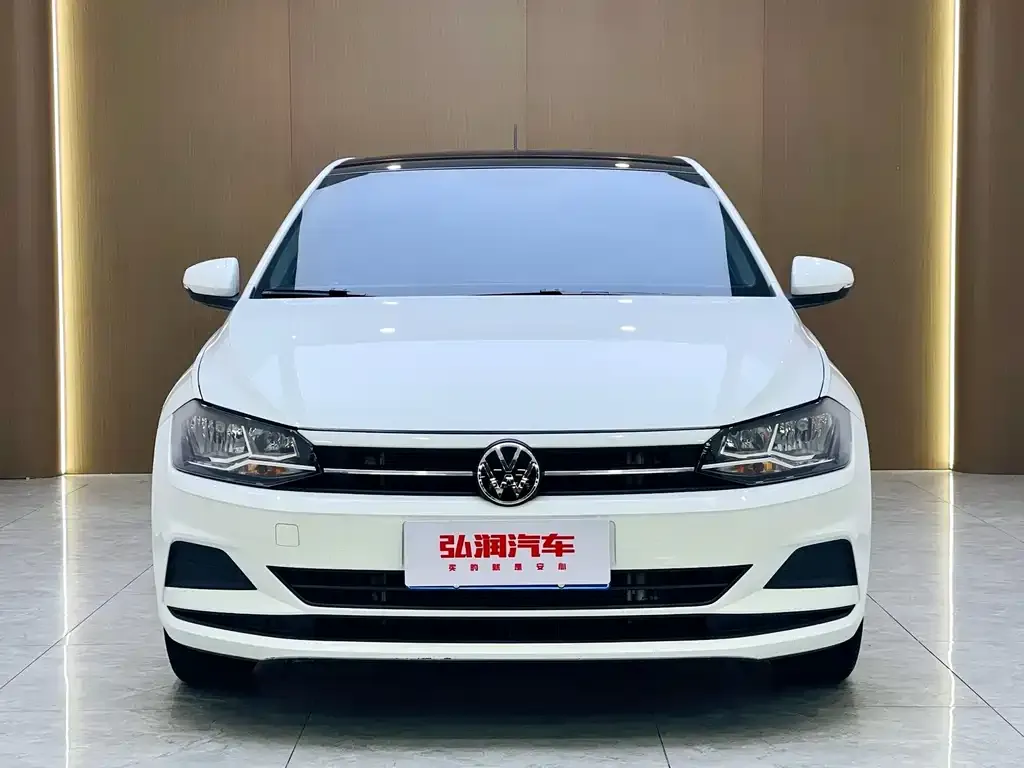 Volkswagen Polo — фото 2