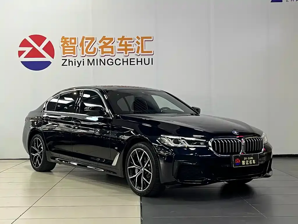 BMW 5 Series — фото 5