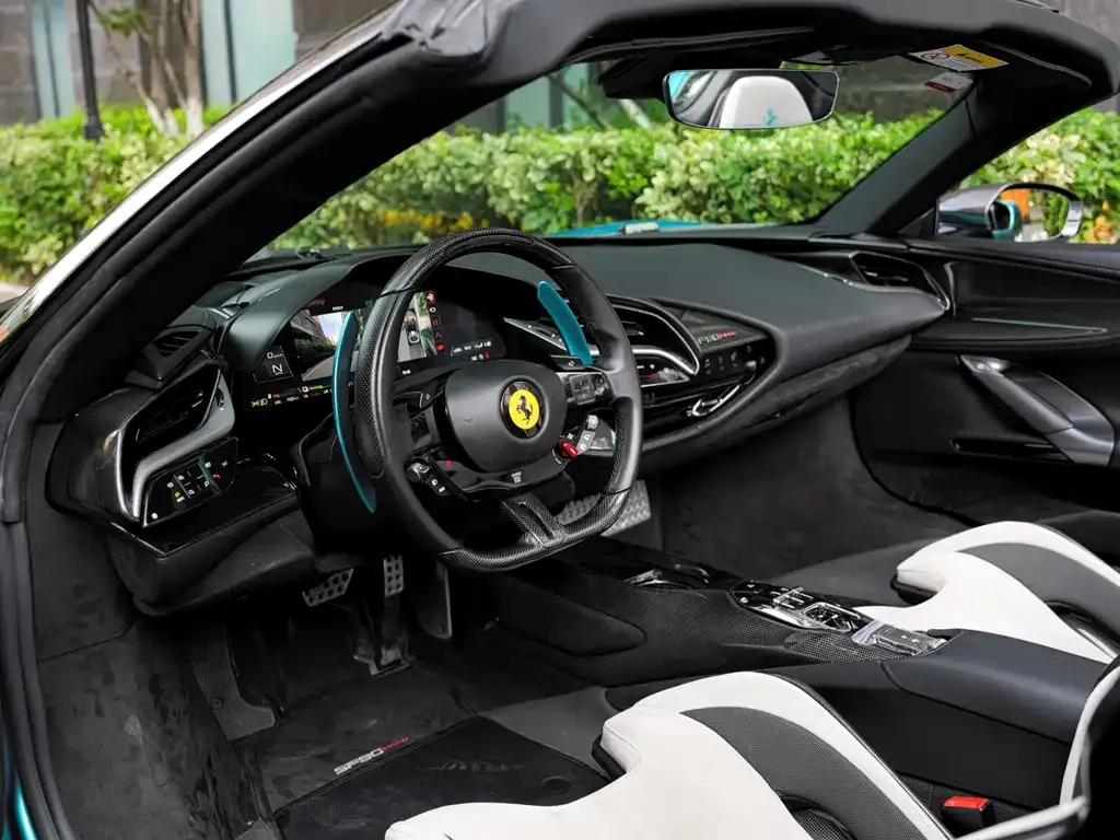 Ferrari SF90 — фото 4