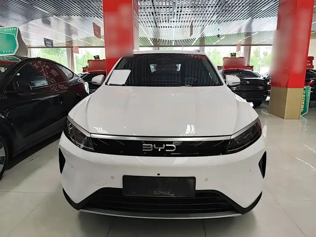 BYD Seal 05 DM-i — фото 9