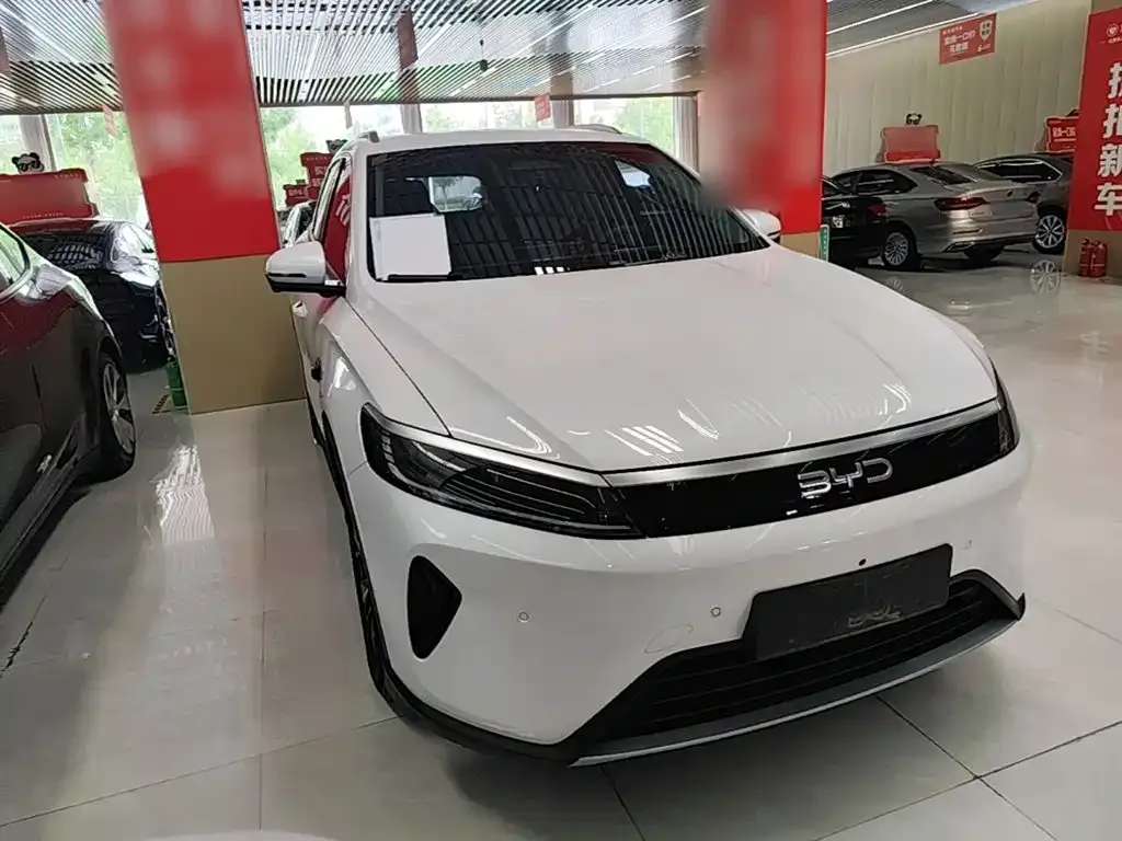 BYD Seal 05 DM-i — фото 4