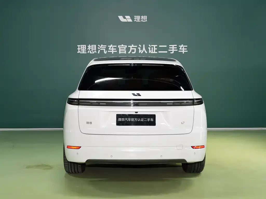 Li Auto L7 — фото 3