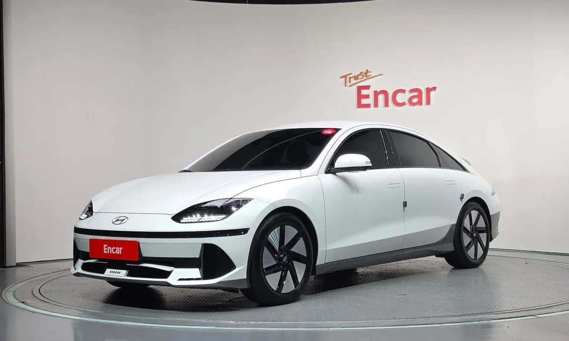 Hyundai Ioniq6 — фото 1