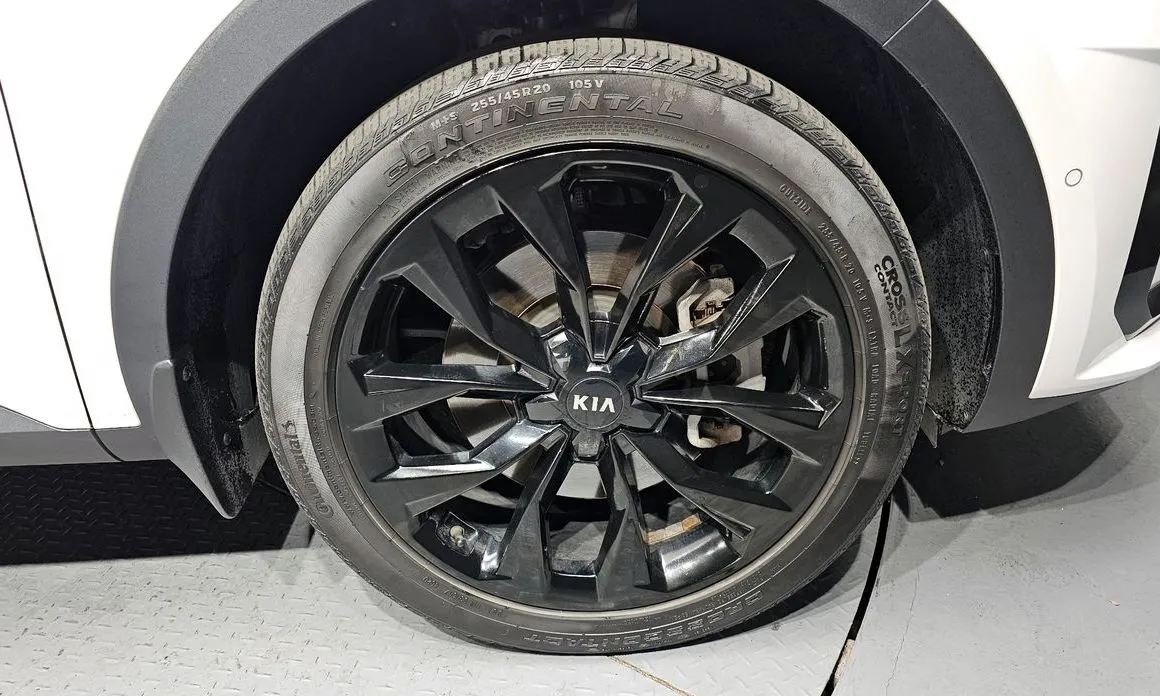 Kia Sorento — фото 5