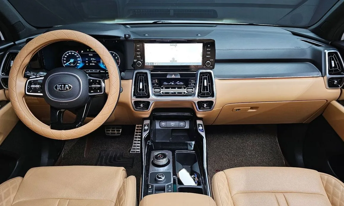 Kia Sorento — фото 4