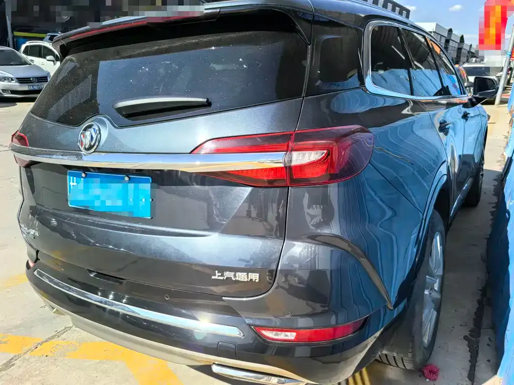 Buick Enclave — фото 6