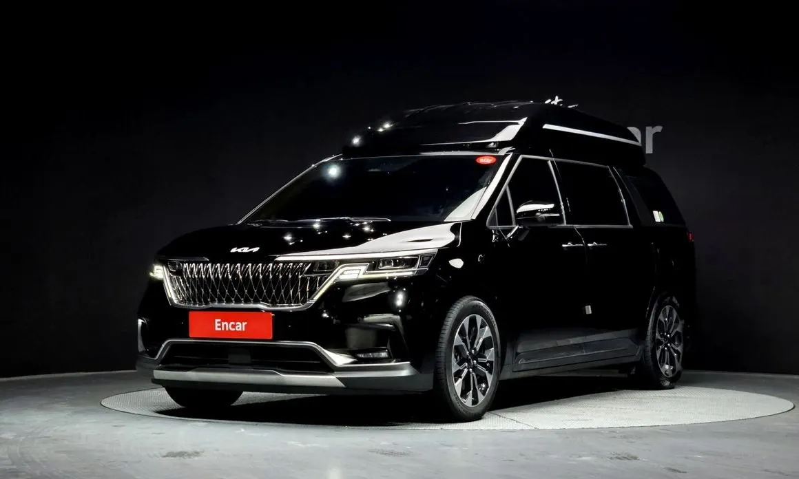 Kia Carnival — фото 1