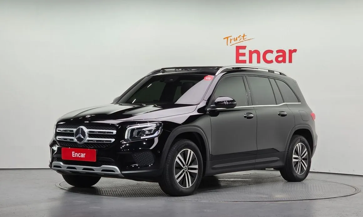 Mercedes-Benz GLB-Class — фото 1