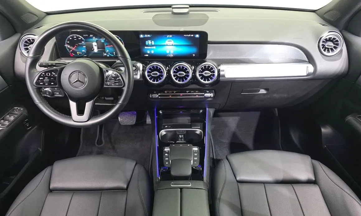Mercedes-Benz GLB-Class — фото 7