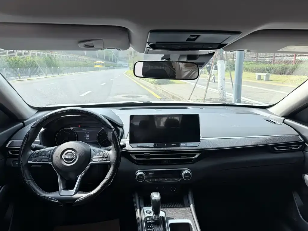 Nissan Teana — фото 2