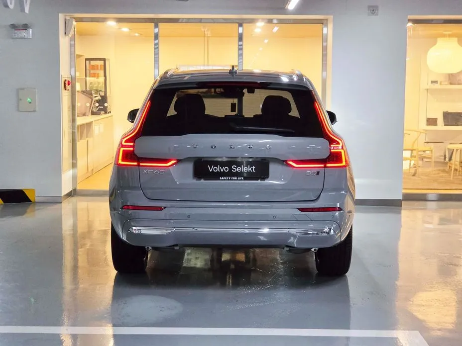 Volvo XC60 — фото 4
