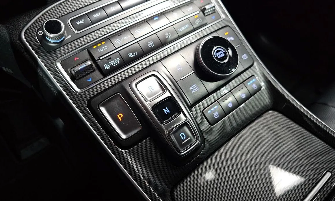 Hyundai Santafe — фото 7