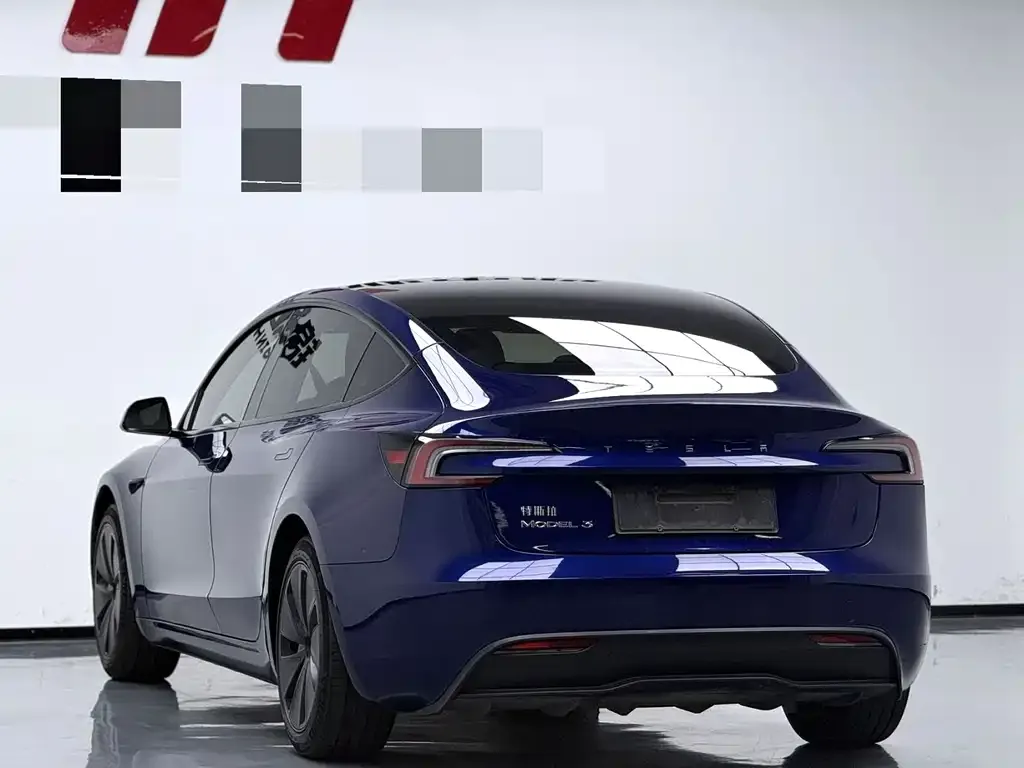 Tesla Model 3 — фото 5