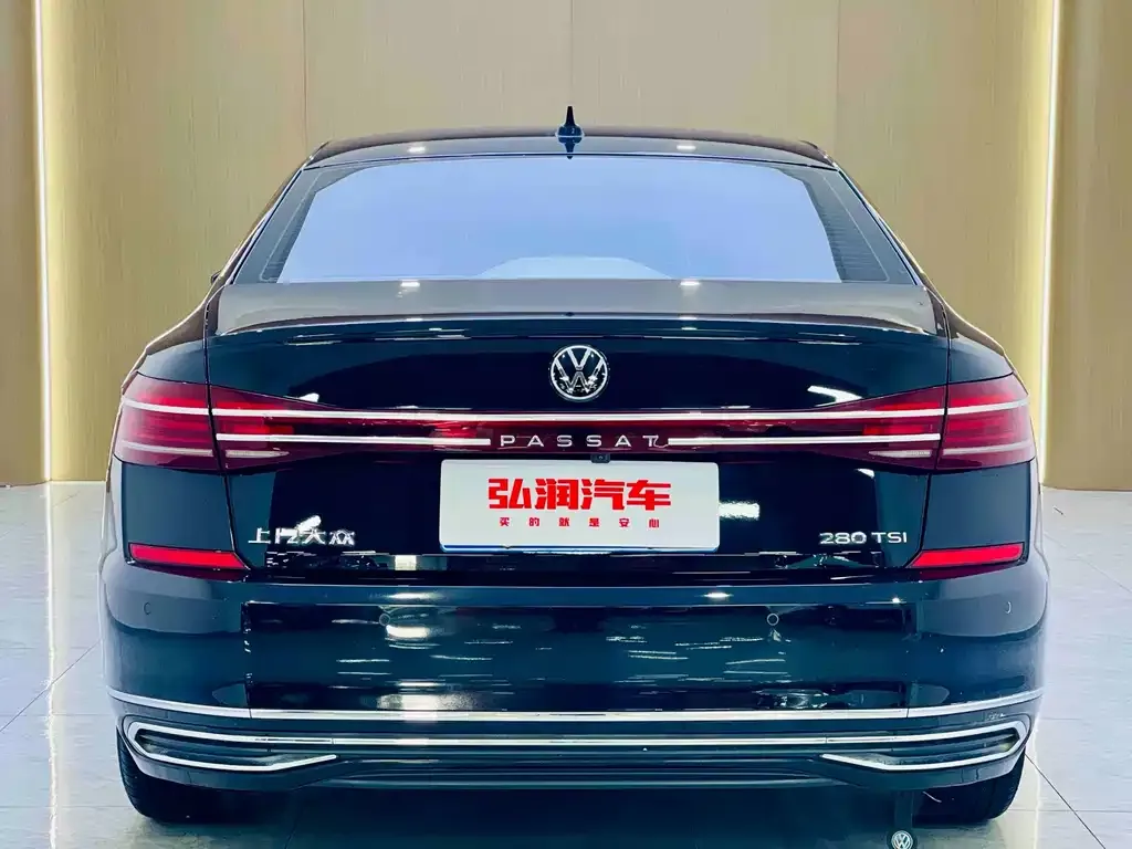 Volkswagen Passat — фото 4