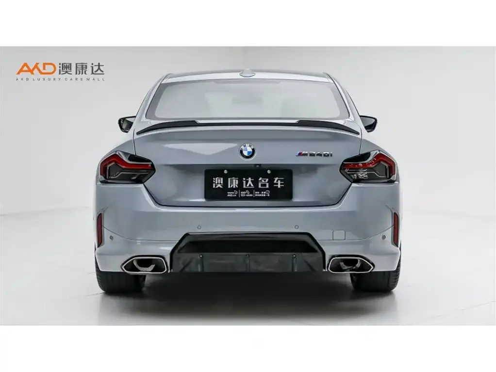 BMW M240i — фото 9