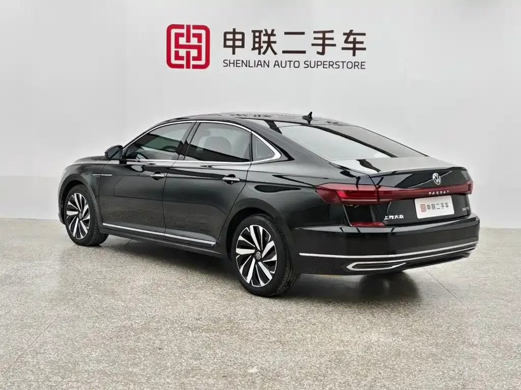 Volkswagen Passat — фото 6