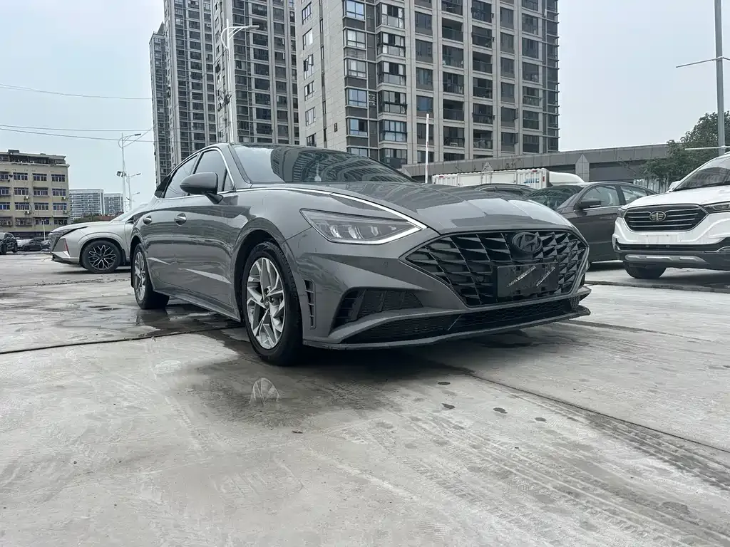 Hyundai Sonata — фото 4