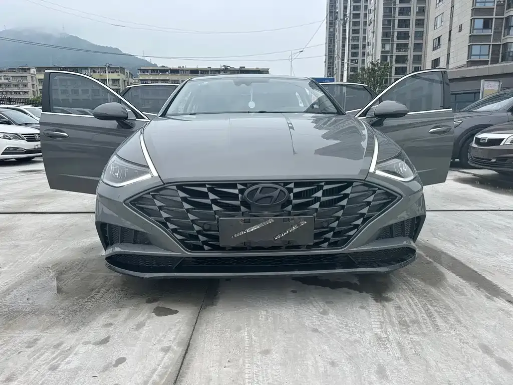 Hyundai Sonata — фото 7