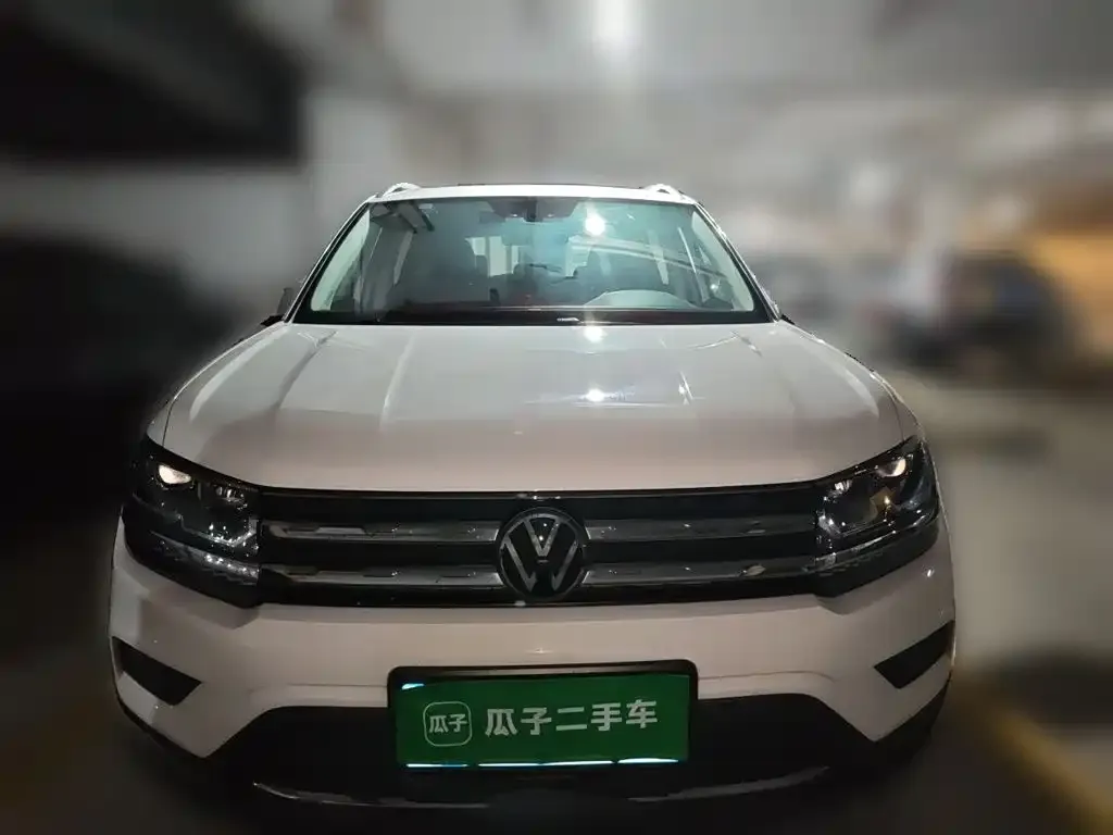 Volkswagen Tharu — фото 2