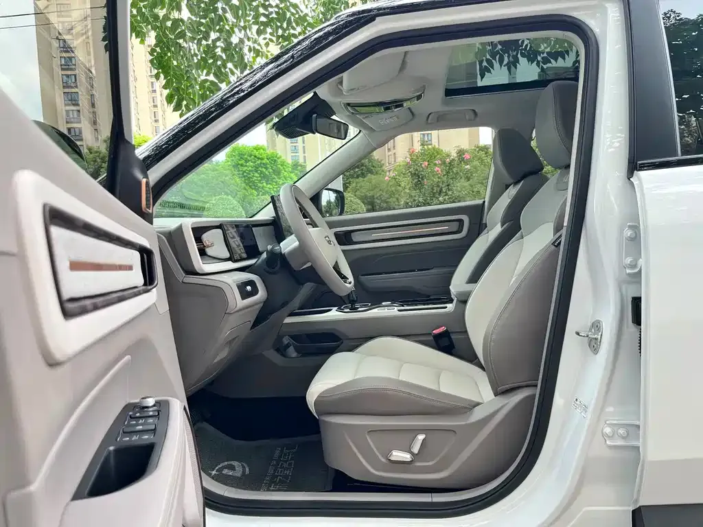 Geely Icon — фото 4