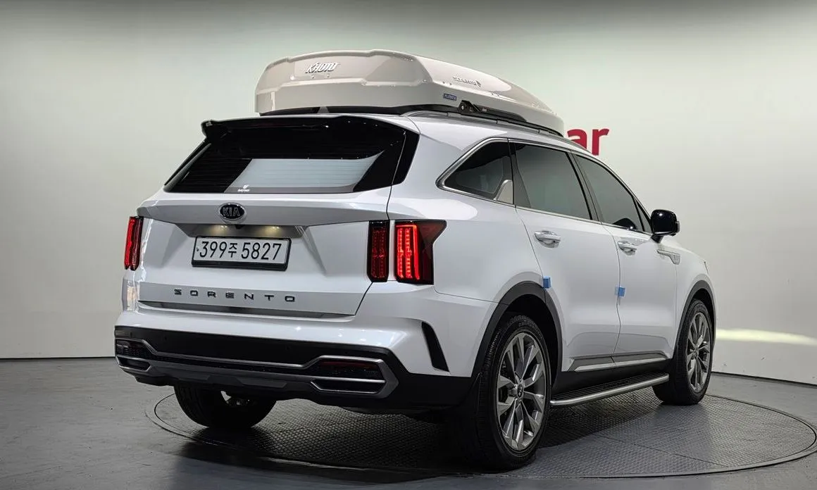 Kia Sorento — фото 6