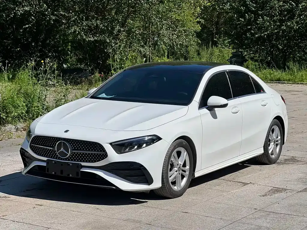 Mercedes-Benz A-Class — фото 1