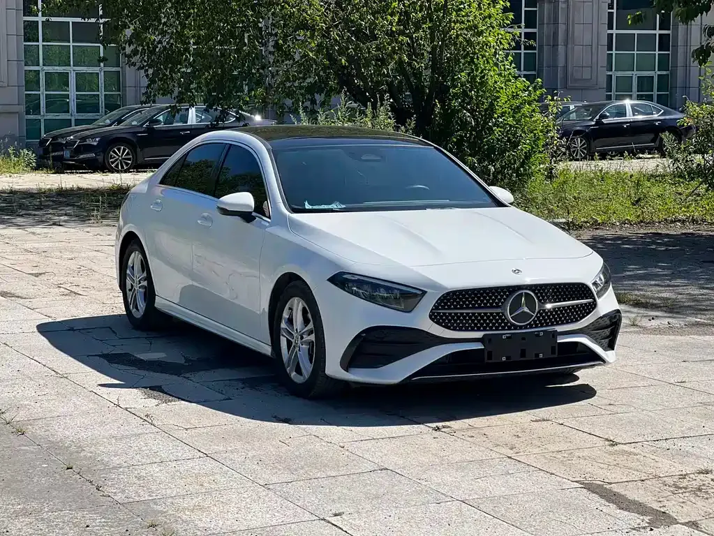 Mercedes-Benz A-Class — фото 10