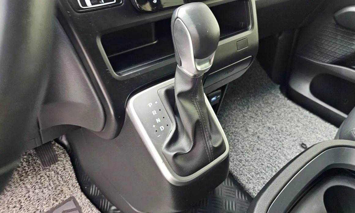 Hyundai Staria — фото 4