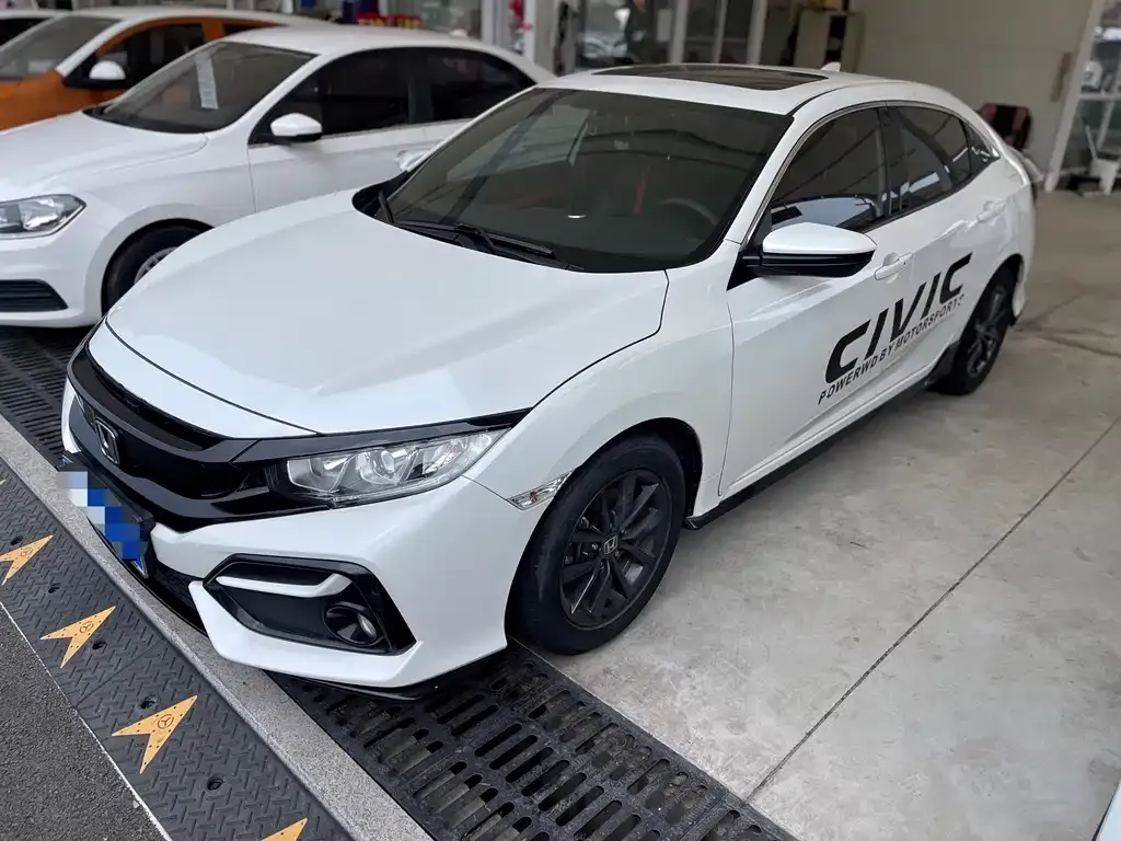 Honda Civic — фото 1
