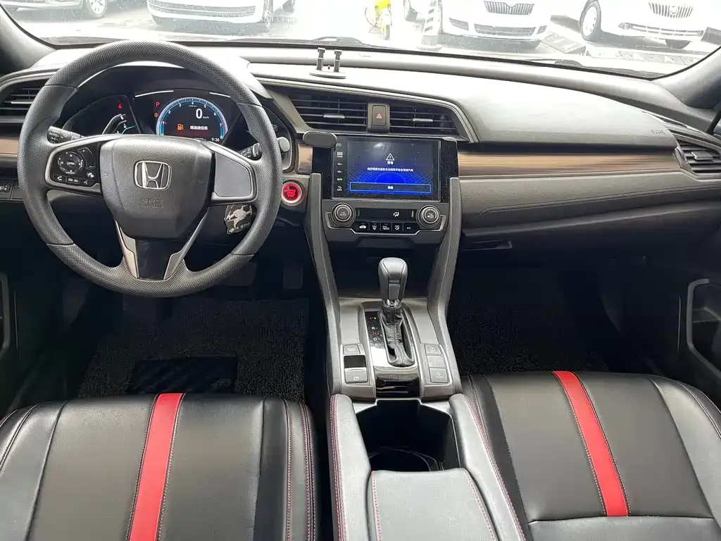 Honda Civic — фото 7