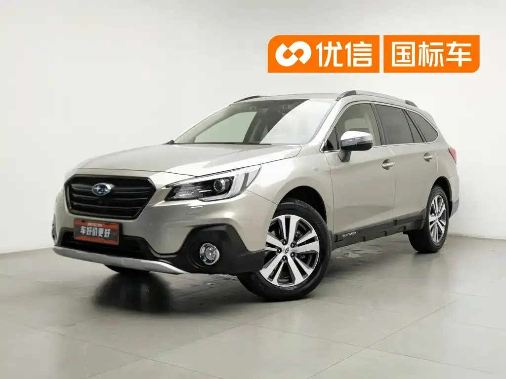Subaru Outback — фото 1