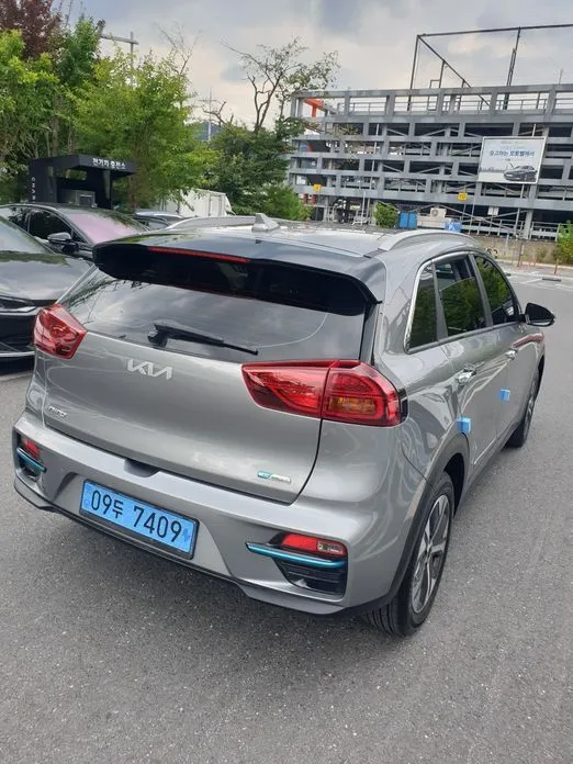 Kia Niro — фото 8