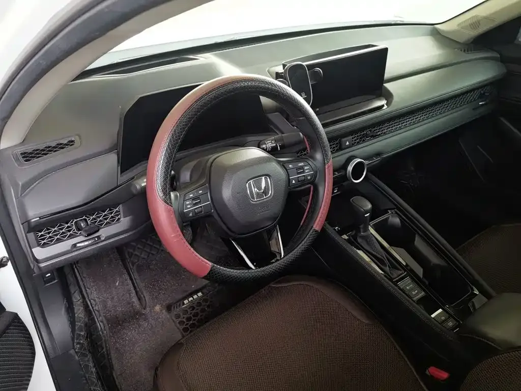 Honda Accord — фото 3