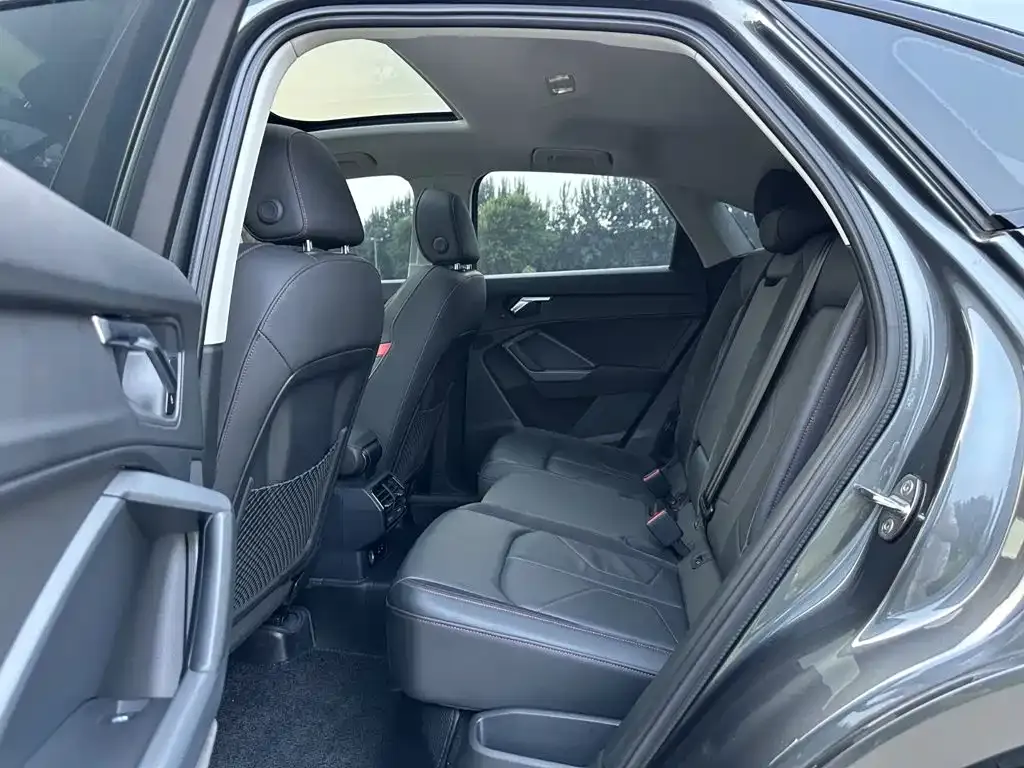 Audi Q3 Sportback — фото 6