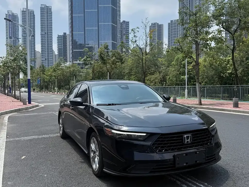 Honda Accord — фото 6