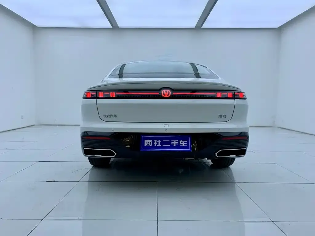 Changan Eado — фото 4