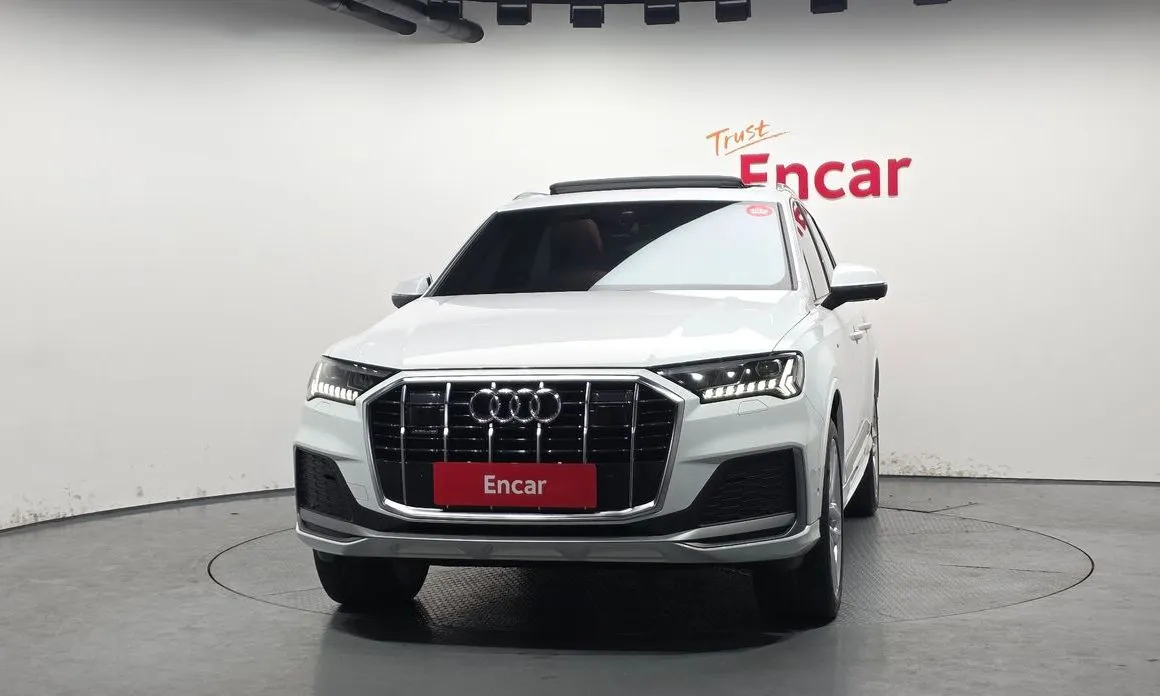 Audi Q7 — фото 6