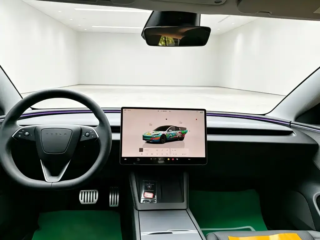Tesla Model 3 — фото 3