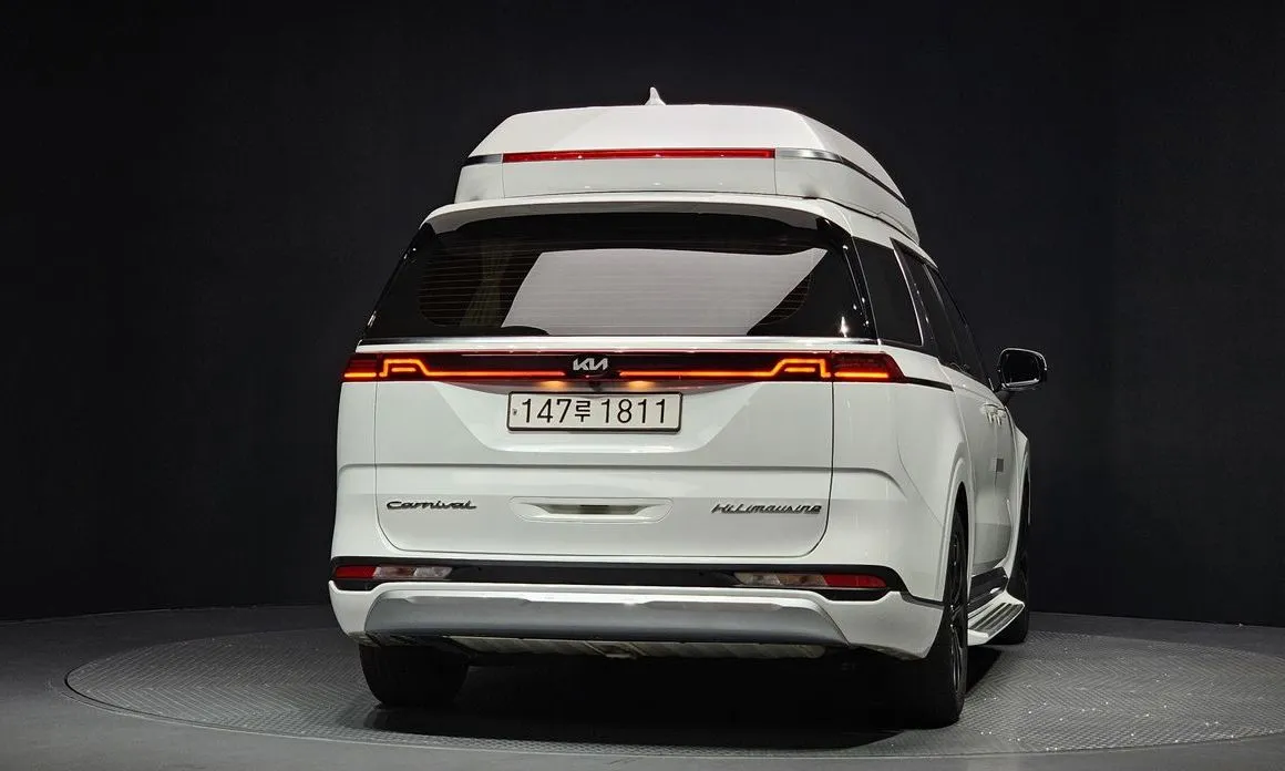 Kia Carnival — фото 10