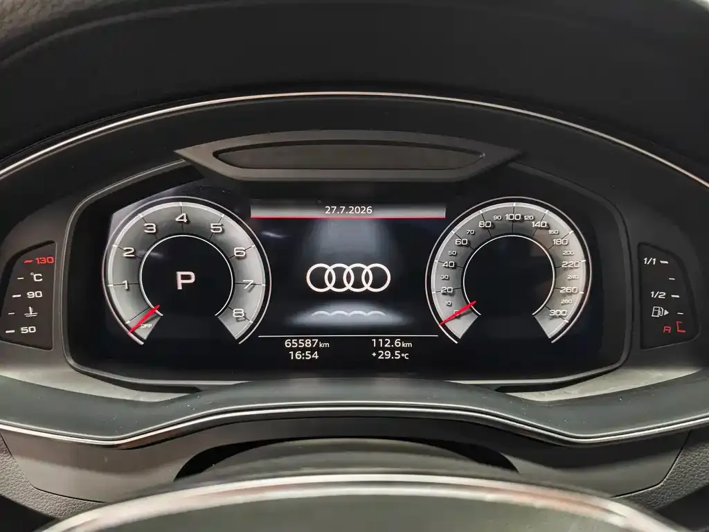 Audi A6L — фото 10