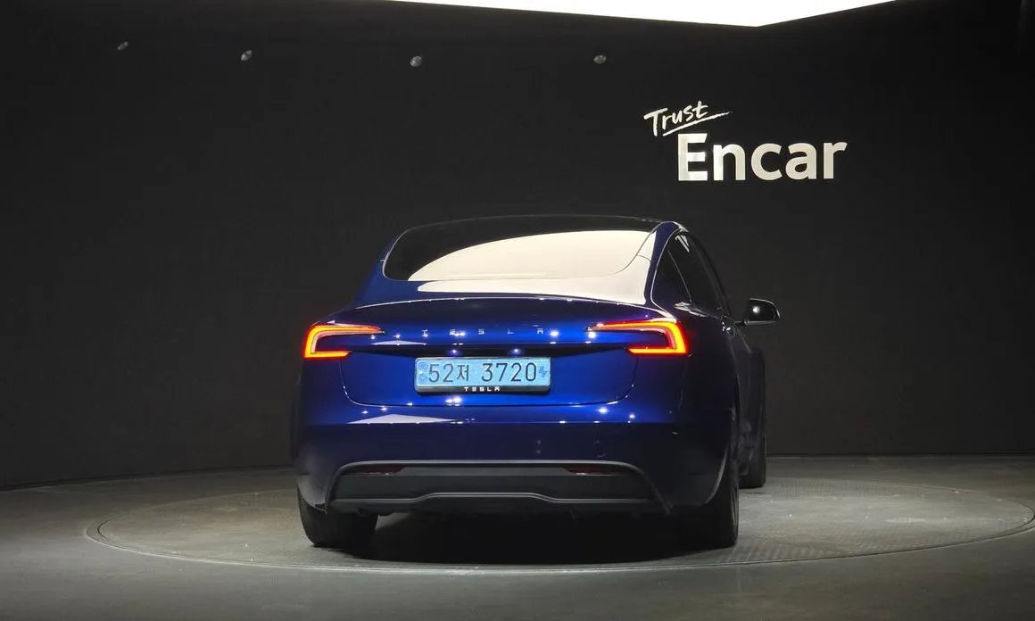 Tesla Model 3 — фото 2