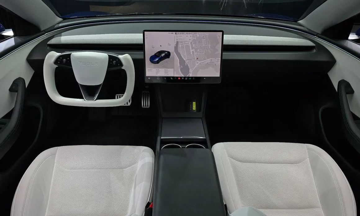 Tesla Model 3 — фото 6